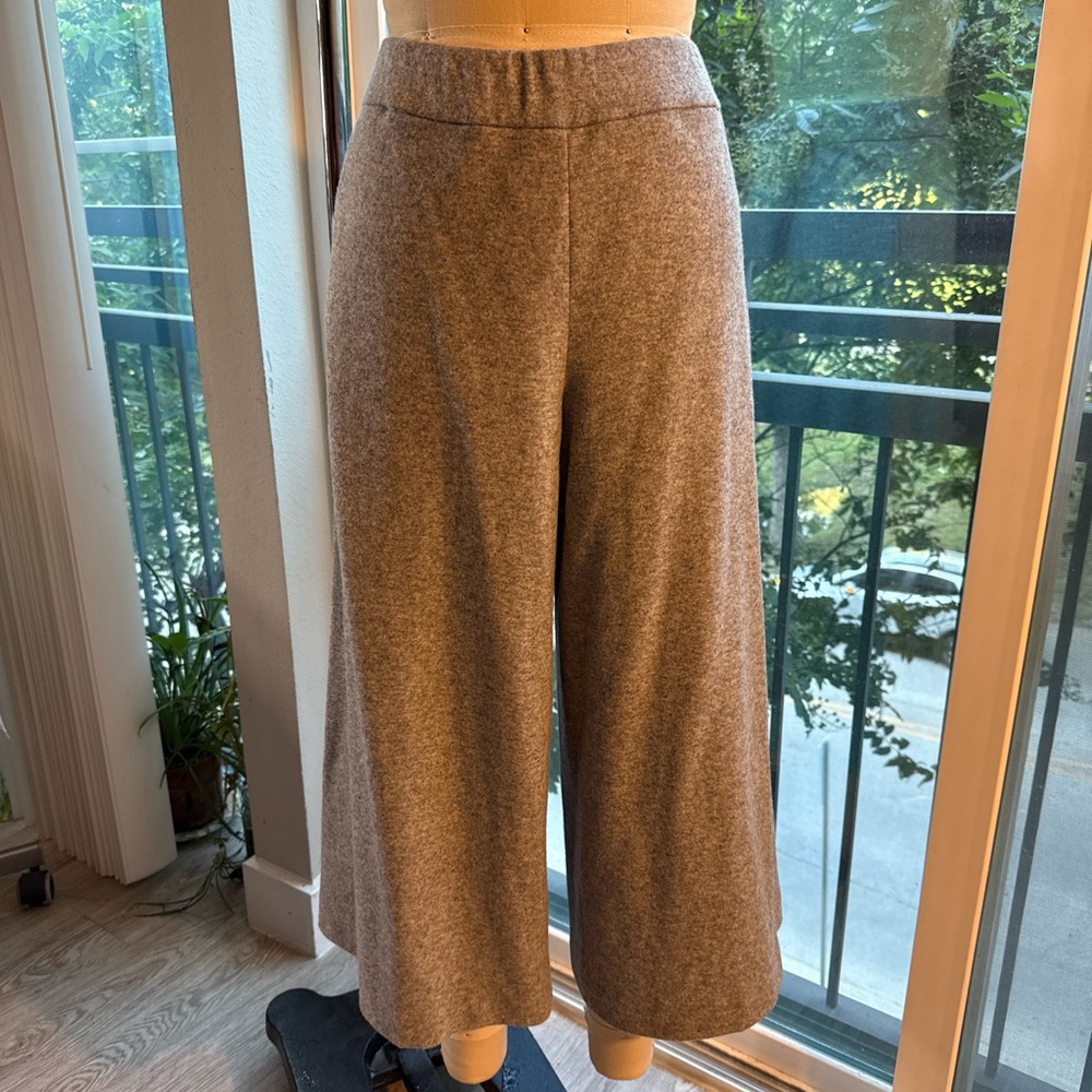 Massimo Dutti Wool Gaucho Pants – Size 10